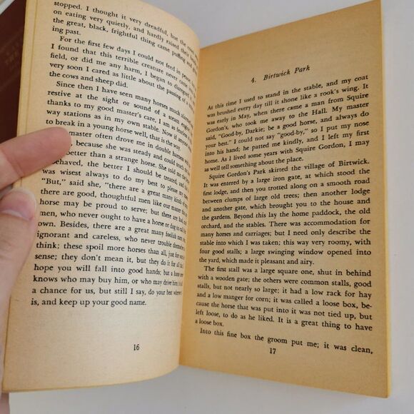 3 Vintage Red Classic Books - DAMAGE - Decorative Book Stack Library Shelf - Picture 12 of 13